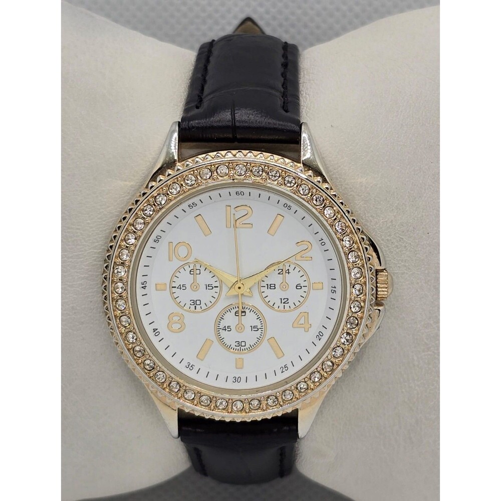 Women's FMD Round White Dial Crystal Accent Case Black Leather Strap Watch 03
